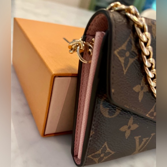 LOUIS VUITTON Sarah Wallet and WOC Monogram Coated Canvas Rose Ballerine Pink - Picture 13 of 13